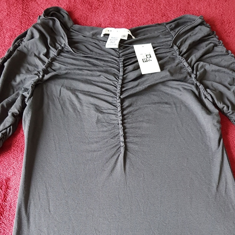 Max studio scrunch top NWT